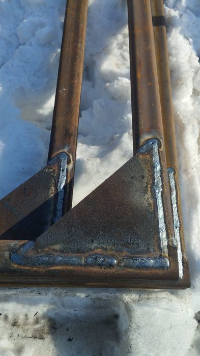 Коники   для труб для леса