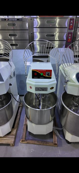 Хамир таййорлайдиган мишалка 15 кг 220в