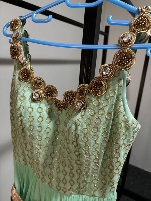 Rochița elegantă