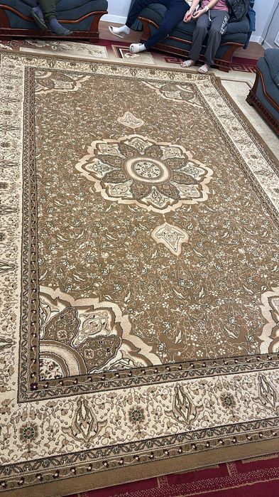 Продам ковры произв.Турция размеры разные