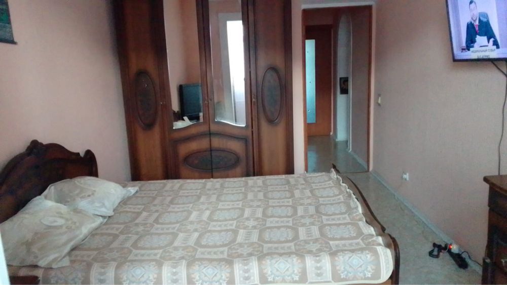 Продам кровать двухспальный