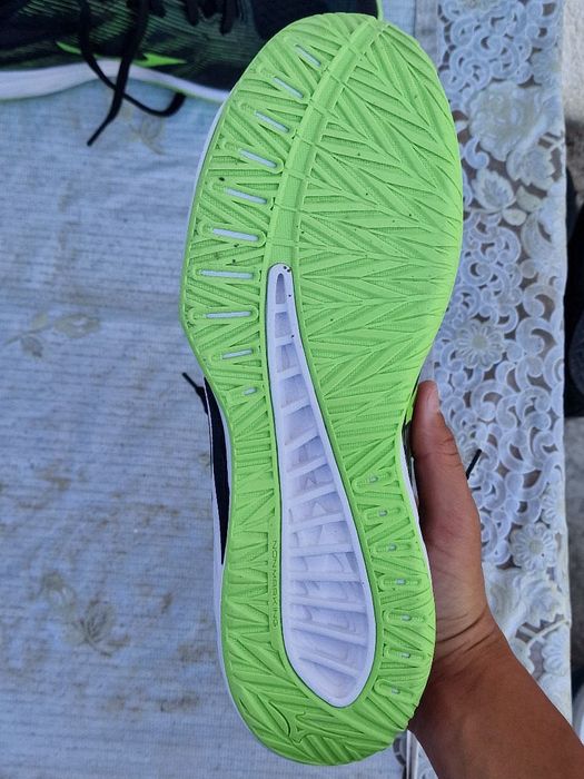 Обувки Mizuno 43 номер