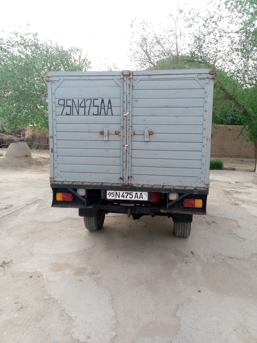 Uaz 452 срочни сотилади