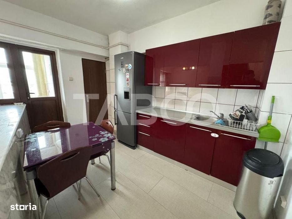 Apartament de inchiriat cu 5 camere 2 bai bloc cu lift Turnisor Sibiu