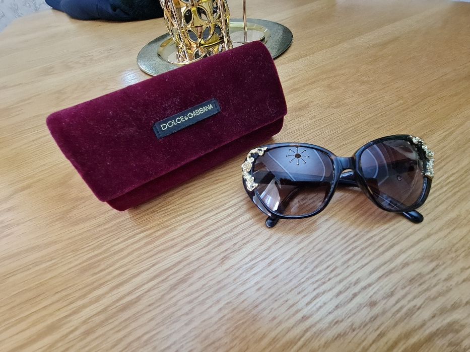 Женские  солнцезащитные очки Dolce &Gabbana оригинал.