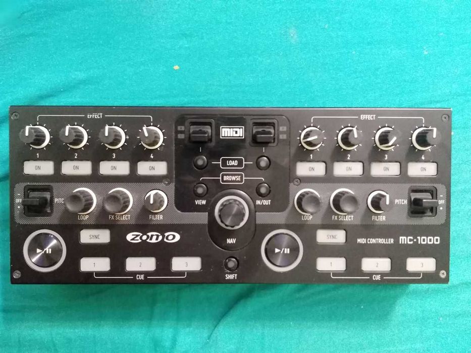 DJ Midi Controller ZOMO MC 1000 si sursa microfon condensator SCT 800