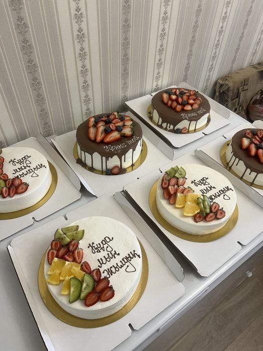 Пироги торты пирожные рулеты трайфлы