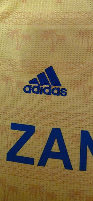 Футболка фирменная