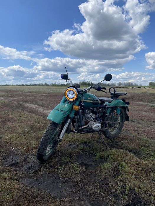 Продам мотоцикл Урал