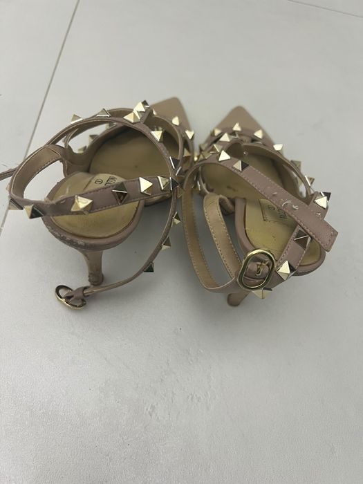 Vand sandale din piele Valentino