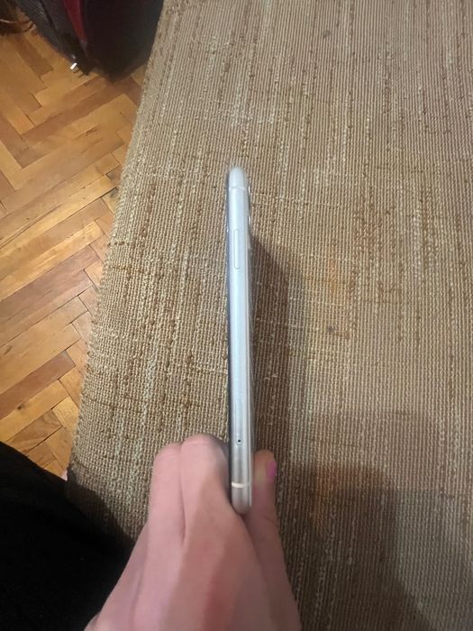 iphone 11 64 gb запазен
