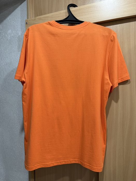 Продам мужские футболки
