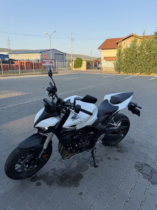 Honda Hornet CB1000 *2025 *5200 kilometri * Garantie *Stare Impecabila