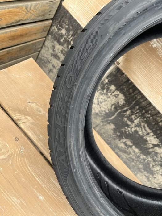 Продам новый комплект шин