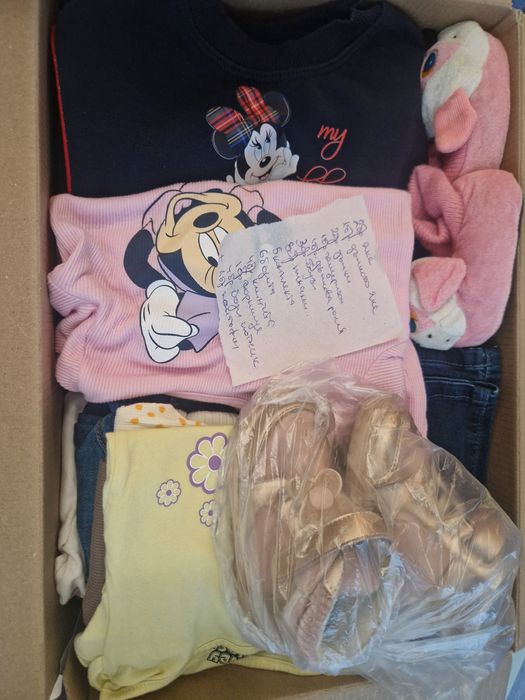 4 бр кашони с дрехи есен зима 74-80 и 80-86