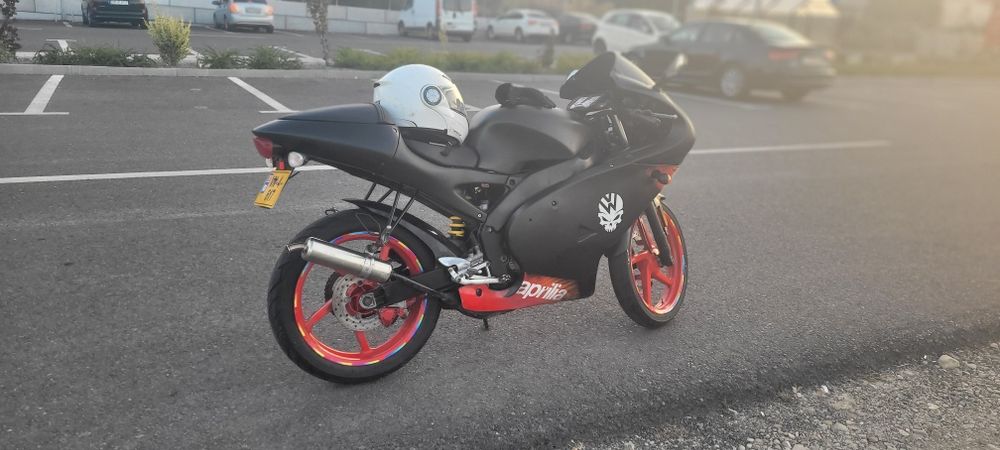 Scuter Aprilia rs50