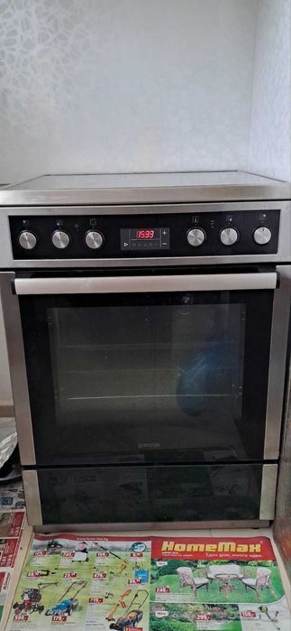 Готварска печка с керамичен плот