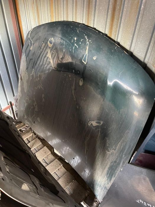 Капоты на Митсубиси Галант Дутый