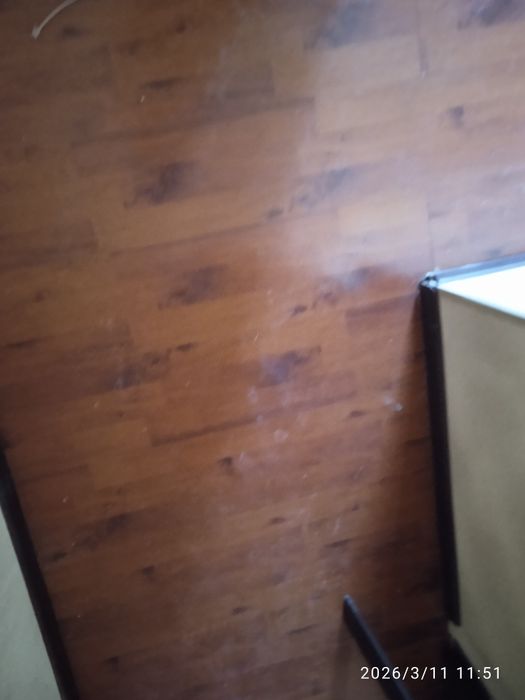 Ламинат. Карнизы