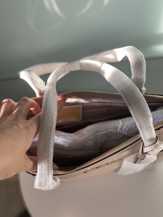 Geanta NOUA Michael Kors Jet Set