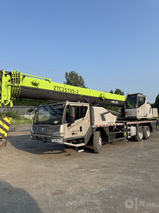 Автокран сотилади! Zoomlion ZTC251V Avtokran sotiladi!