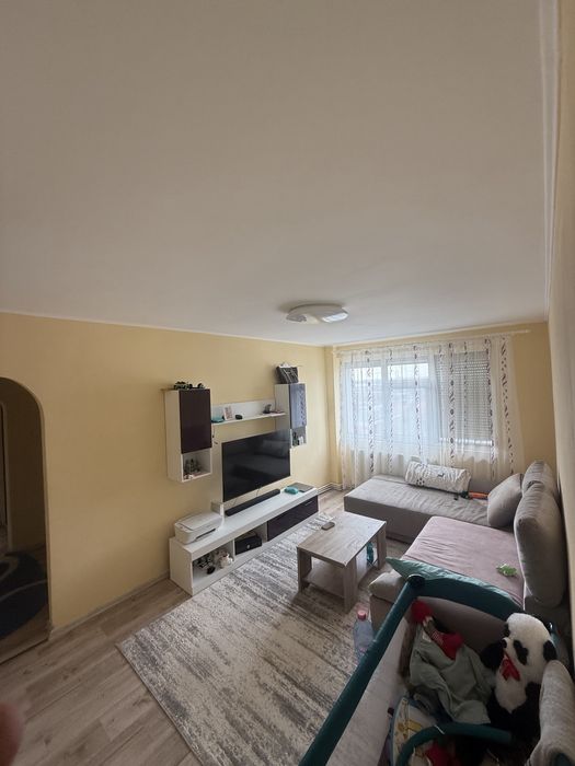 apartament cu 3 camere