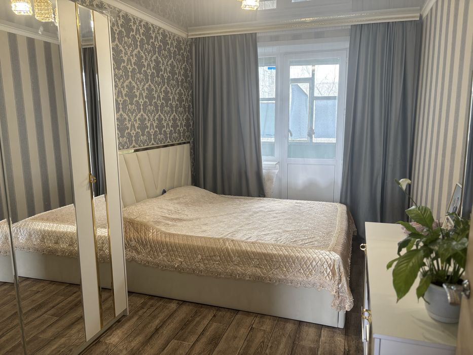 Продам 4-х комнатную квартиру