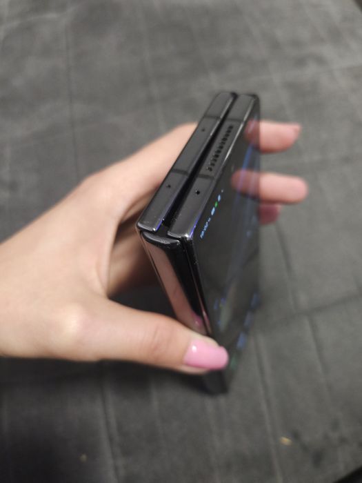 Samsung fold 4 256 GB