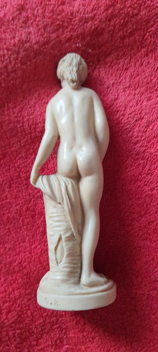 Statueta superba Danaida-Made in Italy