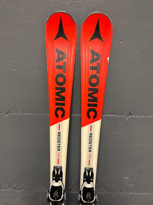 schi atomic redster rx L149cm