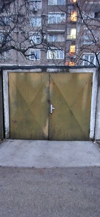 Под Наем гараж "Васил Левски "Видин