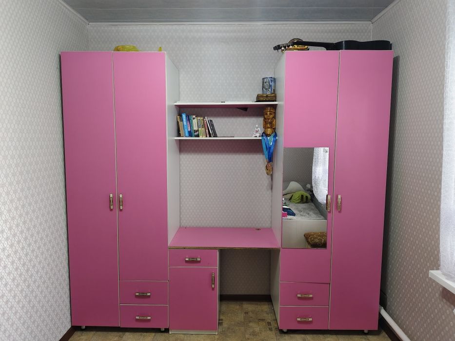 Продам шифонер с тримо