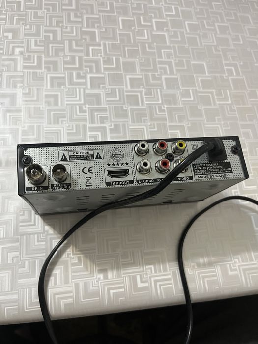 Продам приемник цифрового телевидения