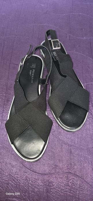 Дамски сандали номер 38