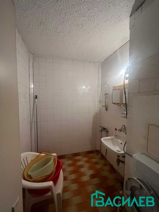 Продава се Тристаен апартамент в София, Център - 65 кв.м за 1177 €/кв.м - Снимка #8