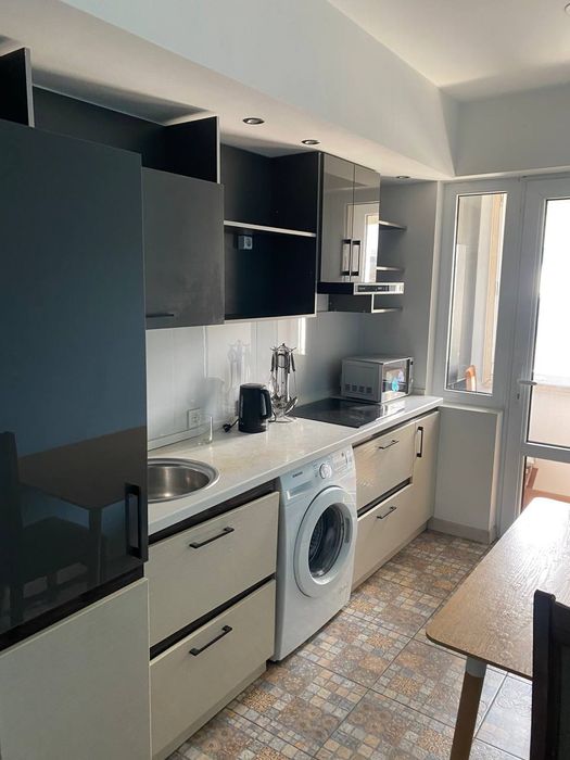 Сдаю 3комнатная квартира на Ц5 метро Минор, с мебелью с техникой...