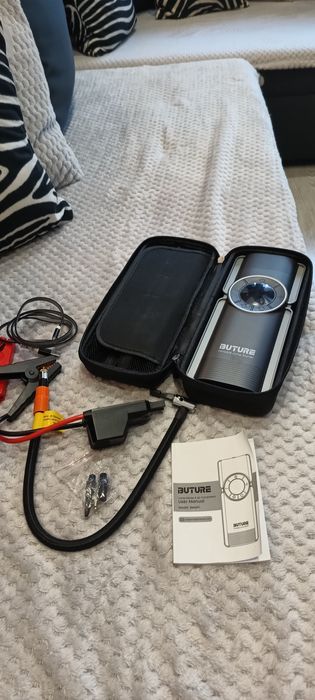 Jumpstarter auto BUTURE cu compresor și baterie externă