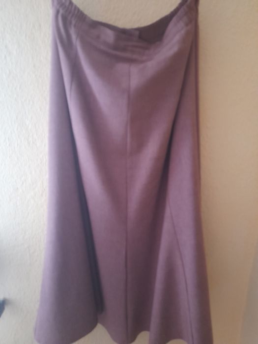 Елегантен дамски костюм