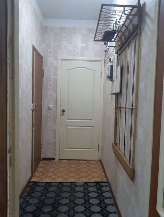 ^Чиланзар-2, 2х Комнатный, 1-этаж с среднем ремонтом Срочно‼️