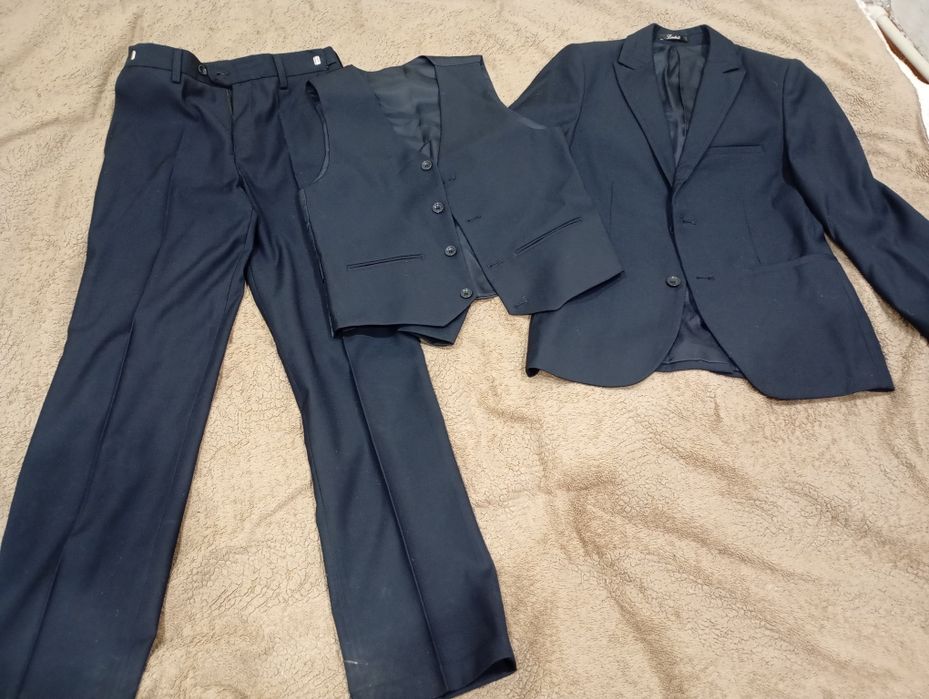 Школьная форма,на мальчика