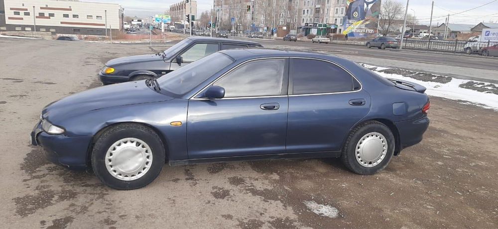 Мазда кседо 6 машина