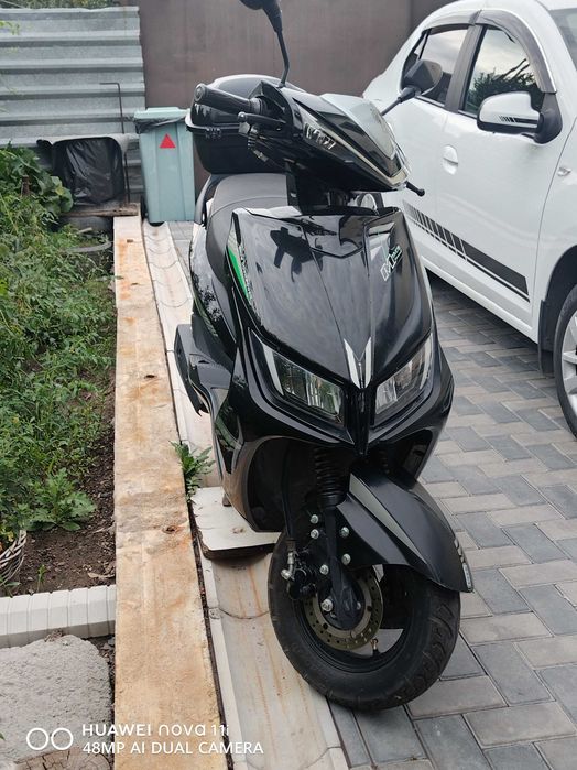 Продам мопед Х-7