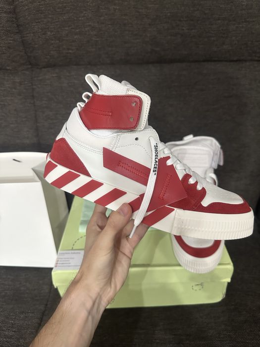 Off-White Vulcanized Hi Top White Red