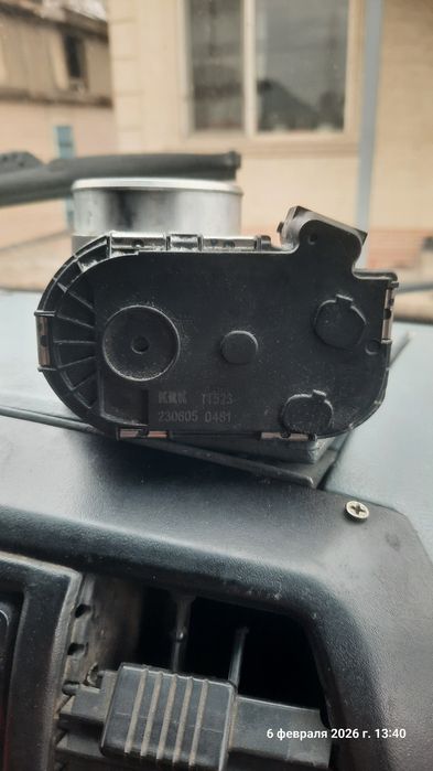 Продам дросельную заслонку