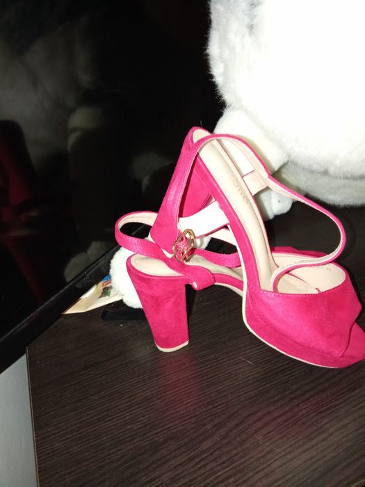 Sandale elegante,cu toc,