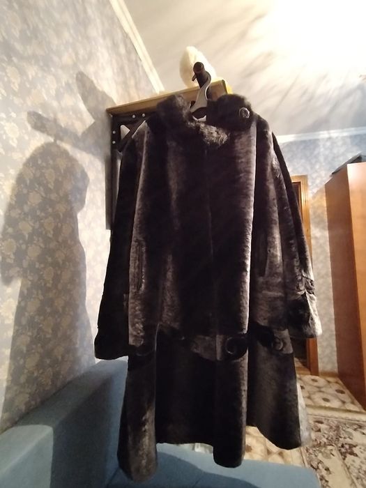 Шуба натуральная мутоновая