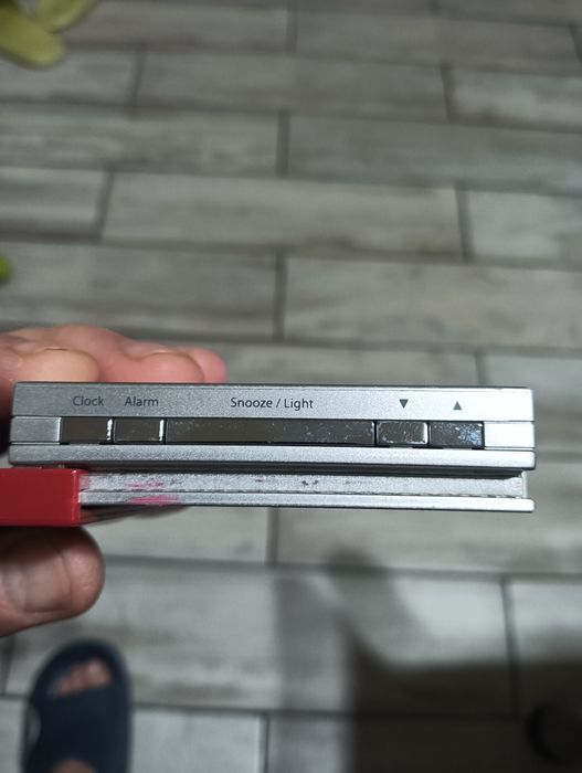 Vând ceas Oregon scientific