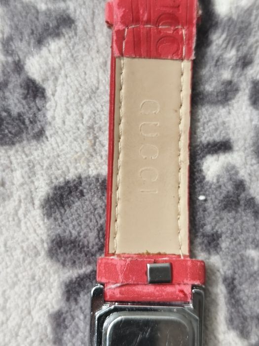 Дамски часовник GUCCI