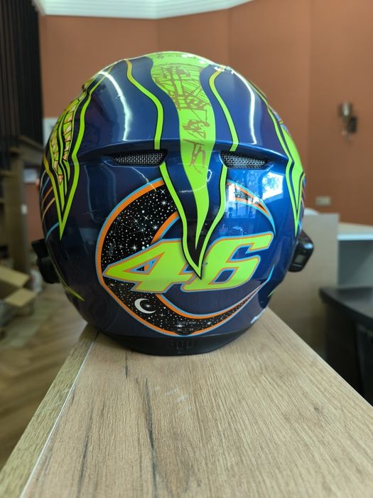 Продам шлем AGV K3 SV