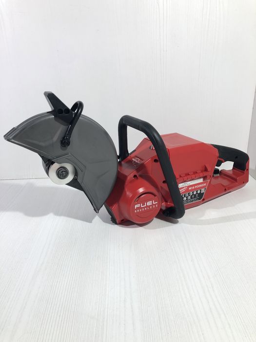 Milwaukee M18 FCOS 230 pentru debitat